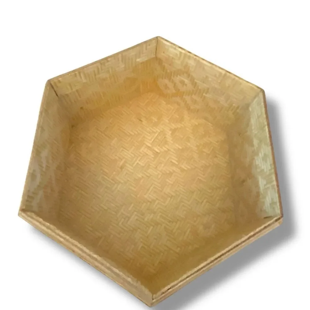 Vtg Chinese Bamboo Straw Rattan Hand Made Trinket Boxes Hexagonal Pair Nesting